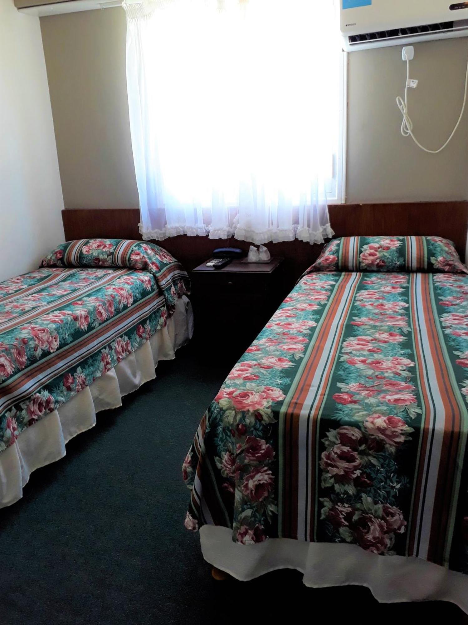 Hotel Tejas Rojas Villa Gesell Zimmer foto